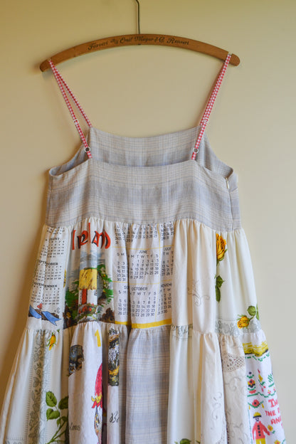 Dress Patchwork | Calendar | Medium