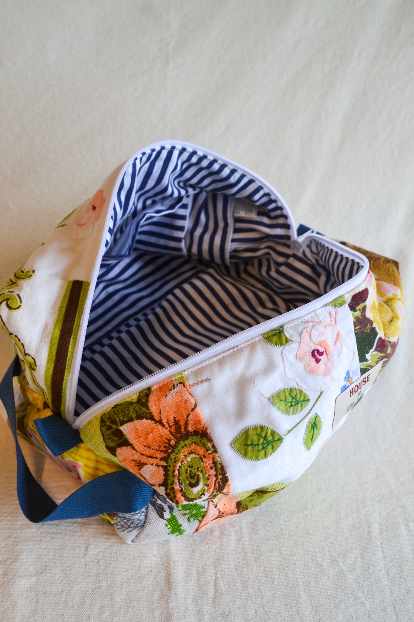 Travel Pouch | Large | Picnic