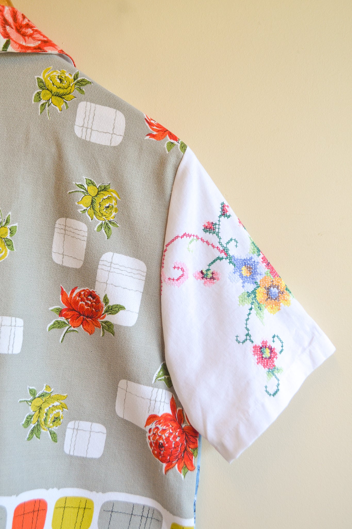 Button Up Shirt | Hobart | Medium