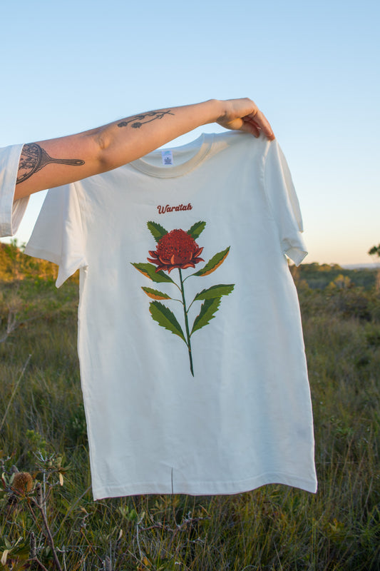 Waratah Print T-Shirt | Organic Cotton