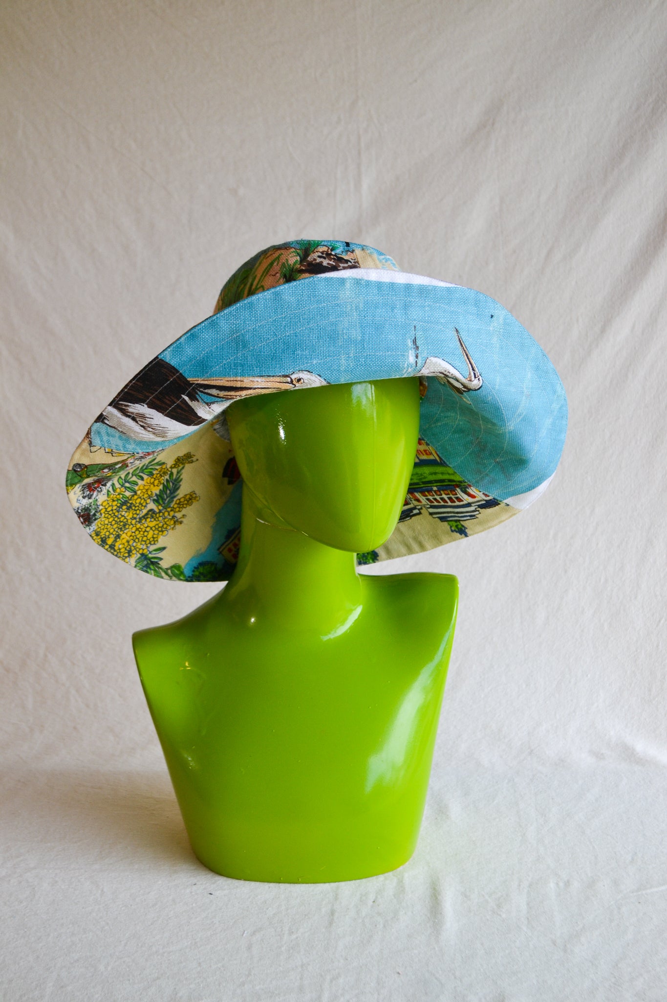 Wide Brim Hat | Pelicans | Medium