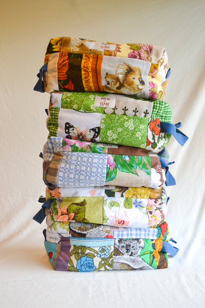 Travel Pouch | Large | Flowers Brown